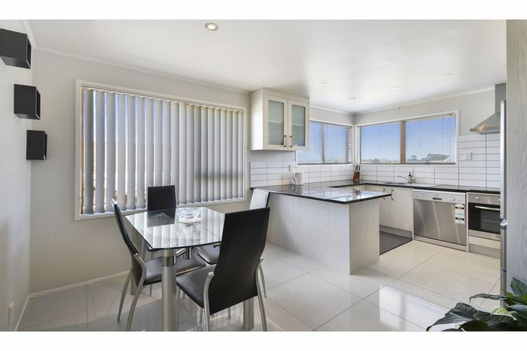 Photo of property in 7 Catkin Crescent, Papatoetoe, Auckland, 2025