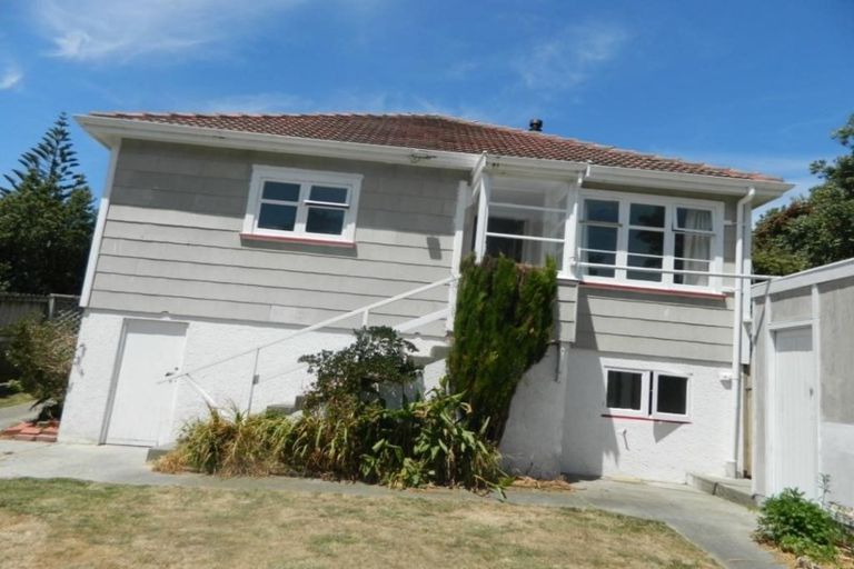 Photo of property in 37 Thornley Street, Titahi Bay, Porirua, 5022