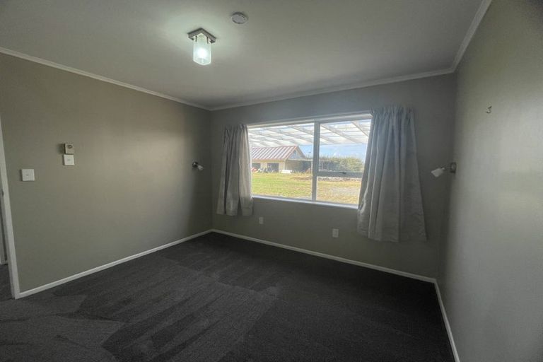Photo of property in 72 Vista Road, Ohau, Levin, 5570