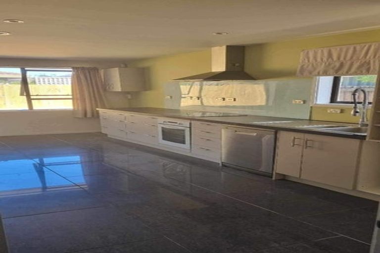 Photo of property in 107 Main North Road, Papanui, Christchurch, 8052