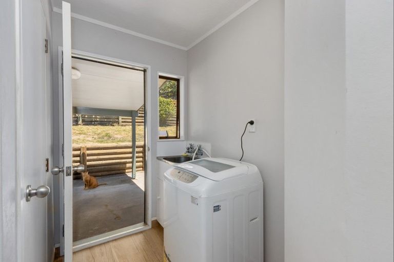 Photo of property in 16 Kokako Place, Taradale, Napier, 4112