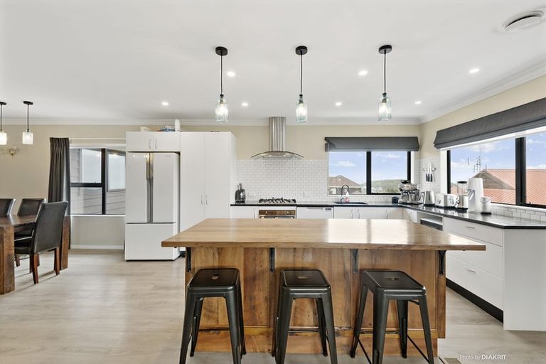 Photo of property in 25 Satara Crescent, Khandallah, Wellington, 6035