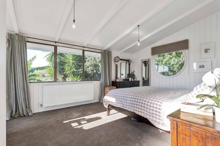Photo of property in 62d Poplar Grove, Whalers Gate, New Plymouth, 4310