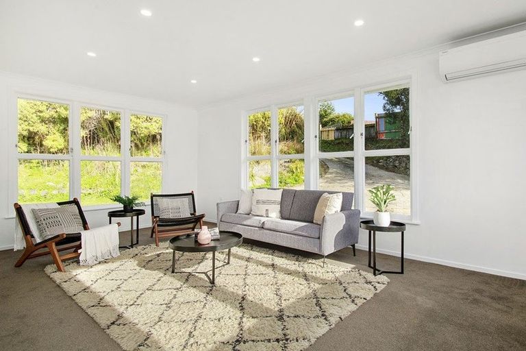 Photo of property in 7 Cheshire Street, Cannons Creek, Porirua, 5024