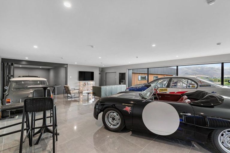 Photo of property in 22 Monaco Drive, Cromwell, 9384