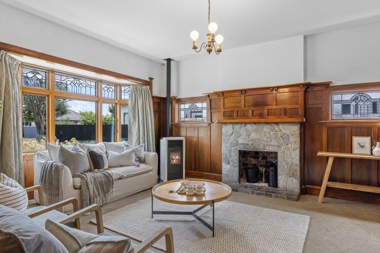 Photo of property in 86 Saint Martins Road, Saint Martins, Christchurch, 8022