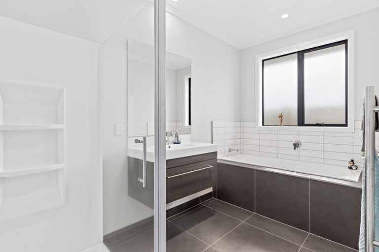 Photo of property in 1 Kia Kaha Drive, Snells Beach, 0920