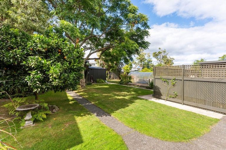 Photo of property in 32 Dunstan Street, Otaki, 5512