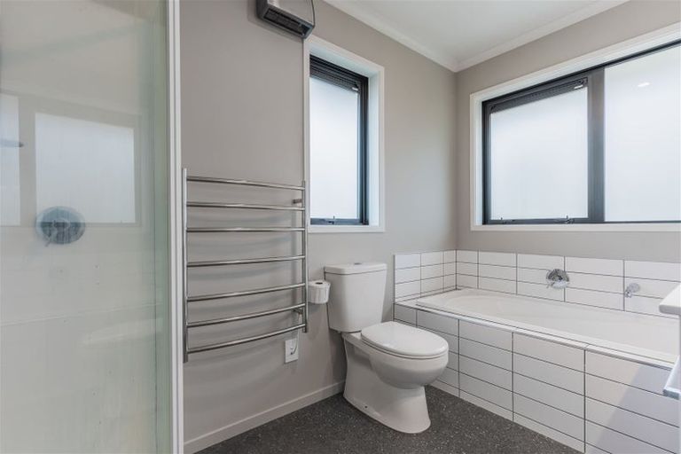 Photo of property in 130 Rowses Road, Aranui, Christchurch, 8061