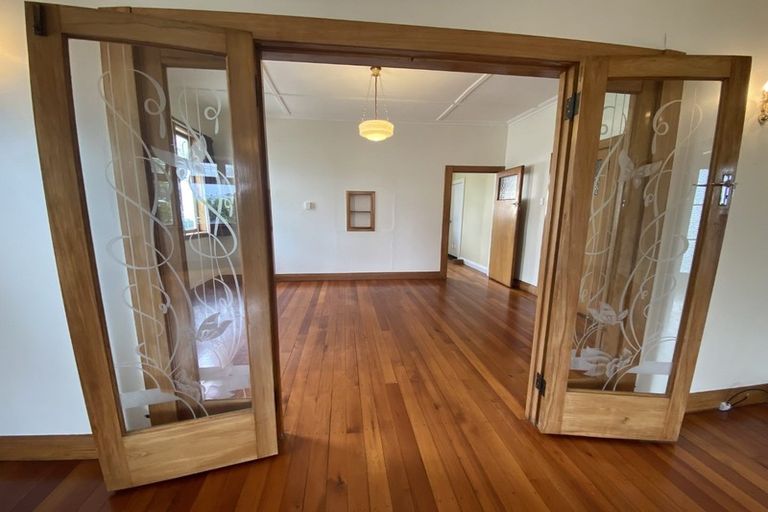 Photo of property in 64 Freyberg Street, Lyall Bay, Wellington, 6022