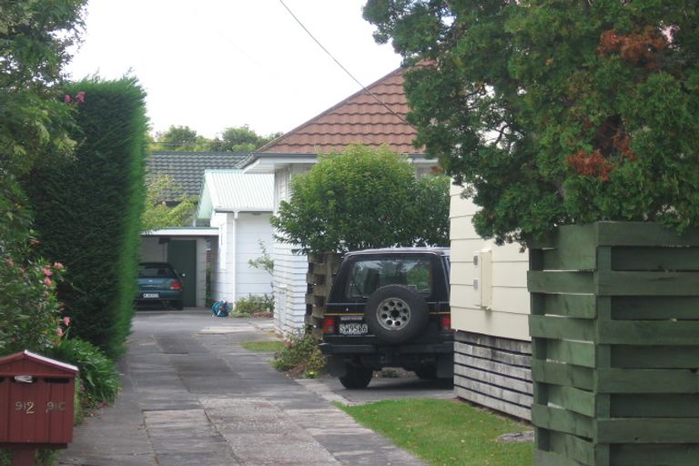 Photo of property in 91 Lynwood Road, New Lynn, Auckland, 0600