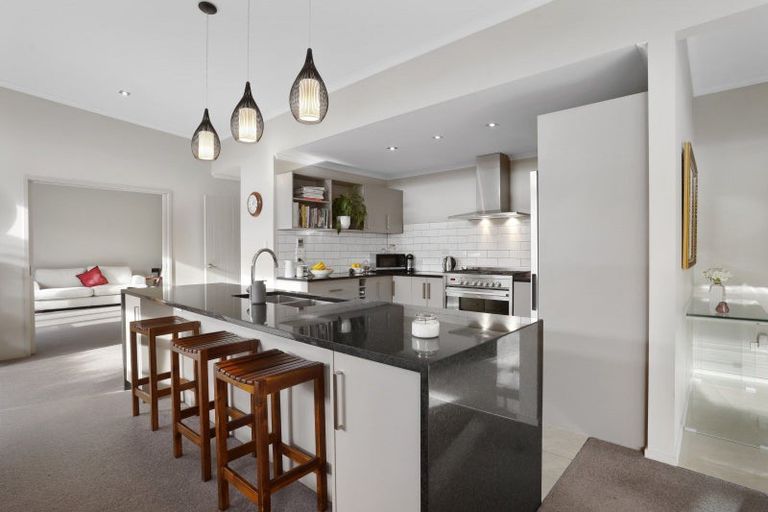 Photo of property in 50 Oakwood Drive, Rangiora, 7400