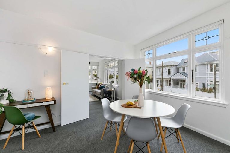 Photo of property in Hobson Flats, 1u1 Hobson Street, Pipitea, Wellington, 6011