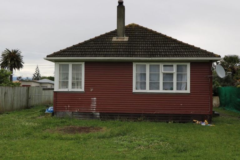 Photo of property in 15 Coley Street, Foxton, 4814