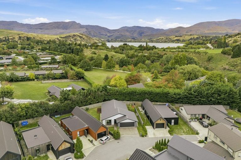 Photo of property in 5 Bathans Lane, Lake Hayes, Queenstown, 9304