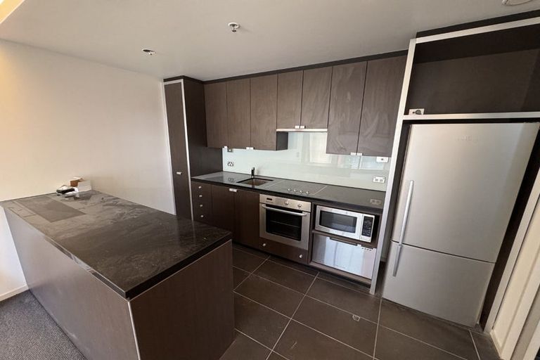 Photo of property in Summit Apartments, 11/184 Molesworth Street, Thorndon, Wellington, 6011