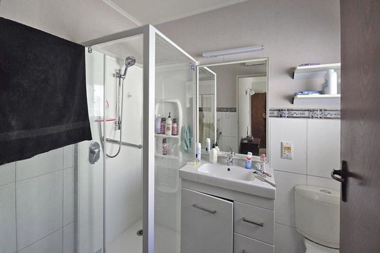 Photo of property in 32b Charles Street, Westshore, Napier, 4110