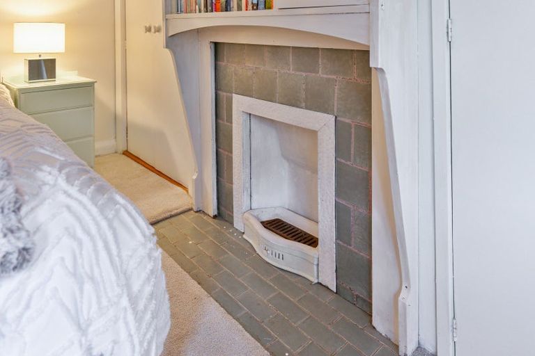 Photo of property in 159 Queens Drive, Lyall Bay, Wellington, 6022