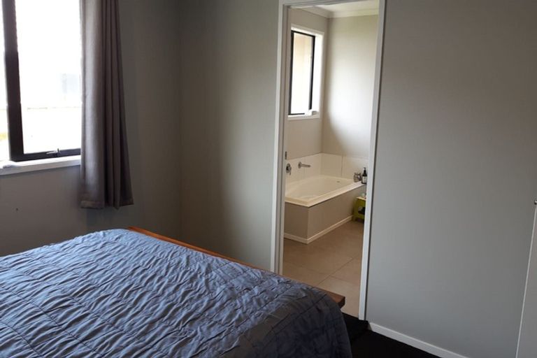 Photo of property in 62b Magnolia Drive, Westown, New Plymouth, 4310