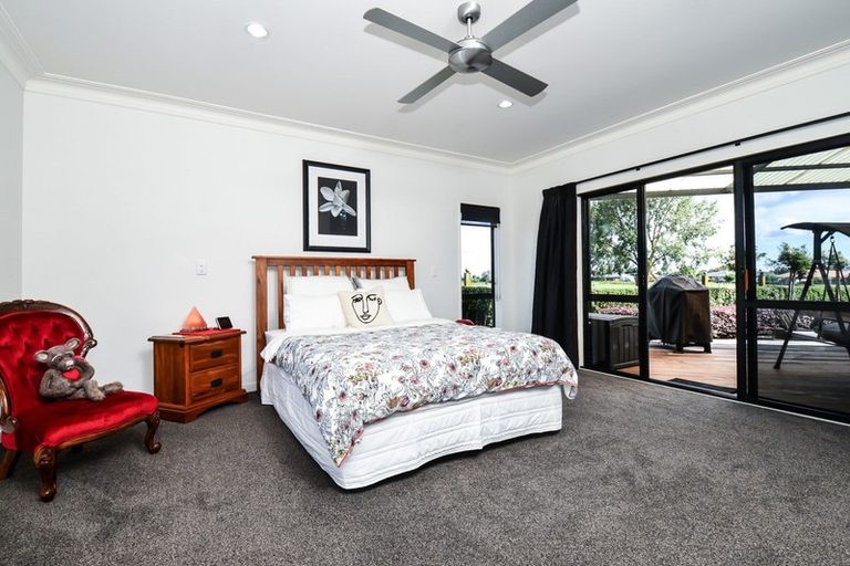 Photo of property in 22 Reynolds Drive, Glenview, Hamilton, 3206