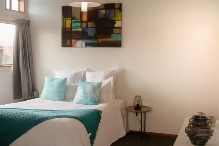 Photo of property in 12 Montrose Grove, Churton Park, Wellington, 6037