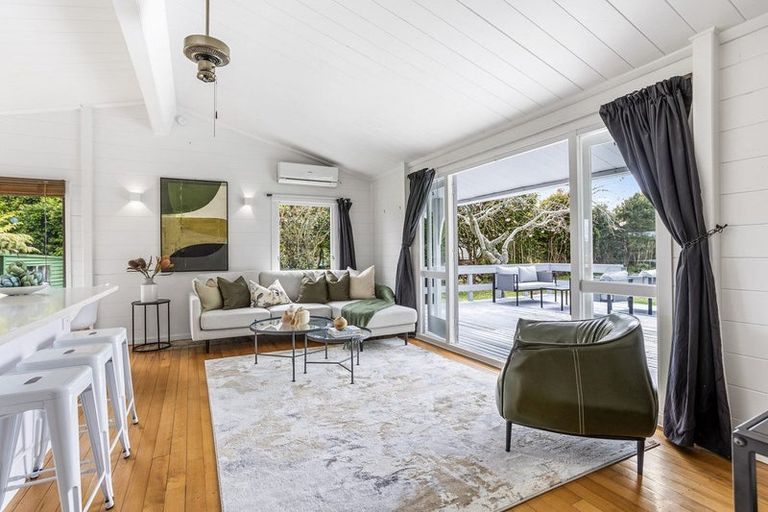 Photo of property in 1 Puketaha Road, Swanson, Auckland, 0816