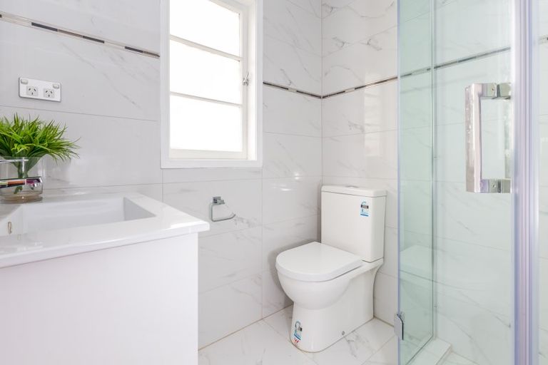 Photo of property in 18 Norana Avenue, Favona, Auckland, 2024