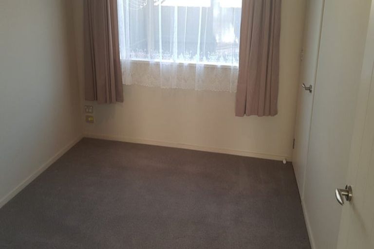 Photo of property in 3 Reeves Road, Rangiora, 7400