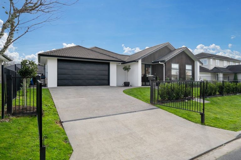 Photo of property in 4 Richards Street, Cambridge, 3434