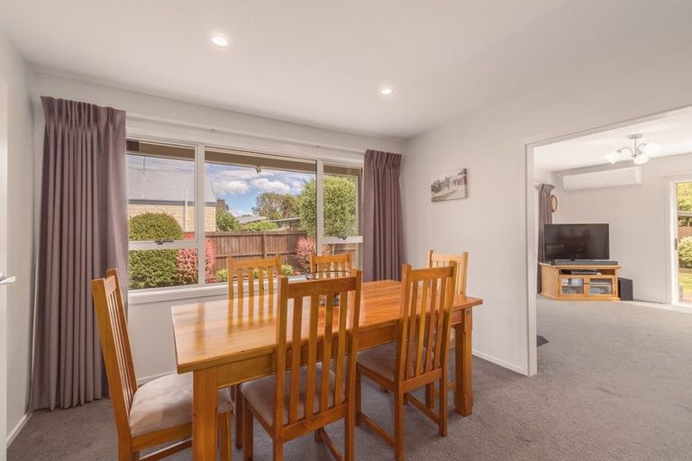 Photo of property in 83 Solomon Avenue, Redwood, Christchurch, 8051