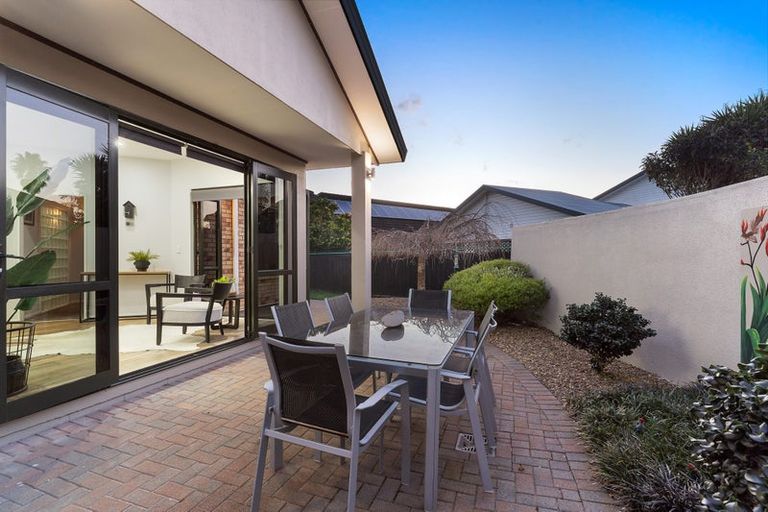 Photo of property in 10 Advance Way, Albany, Auckland, 0632