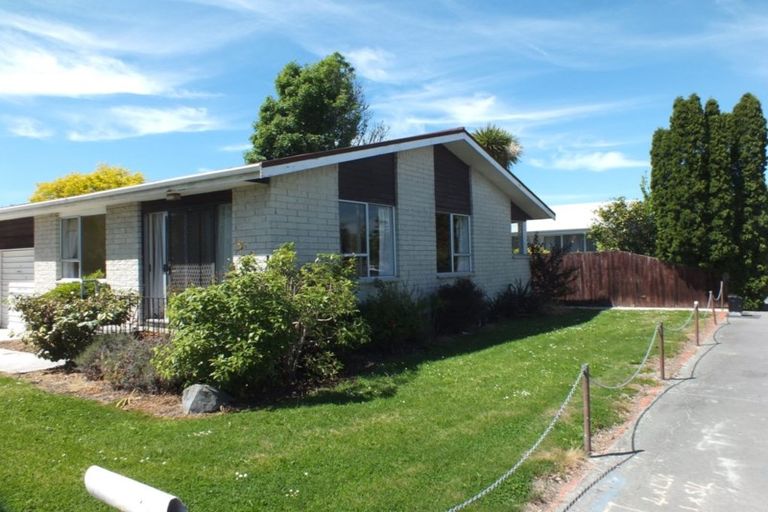 Photo of property in 1/104 Picton Avenue, Riccarton, Christchurch, 8011