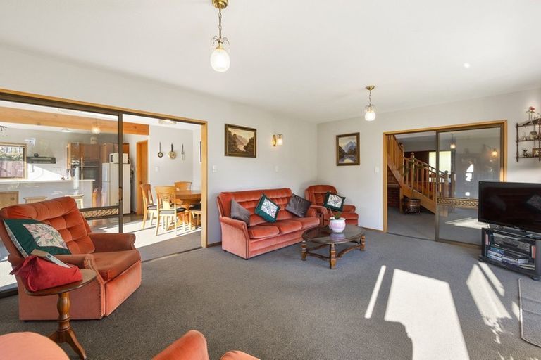 Photo of property in 121 Winters Road, Mairehau, Christchurch, 8052