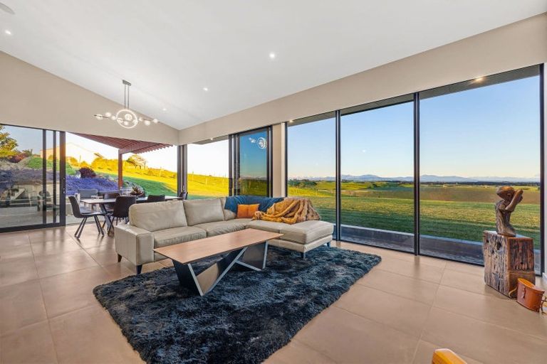 Photo of property in 418 Spur Road, Rosewill, Timaru, 7975
