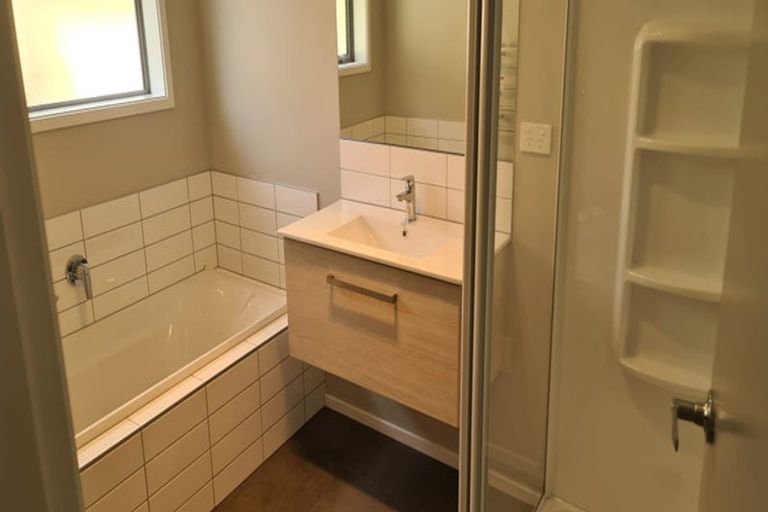 Photo of property in 40 Martingale Drive, Whitby, Porirua, 5024