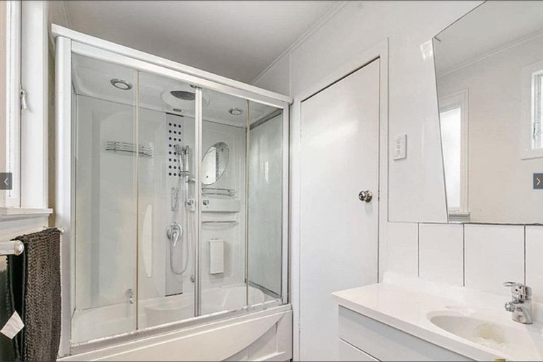 Photo of property in 12 Mountbatten Place, Papakura, 2110