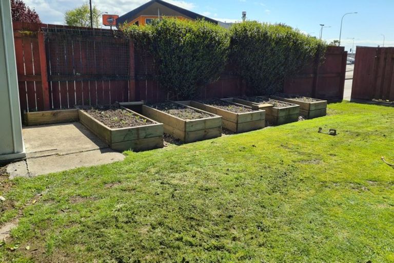 Photo of property in 1/24 Oxford Street, Taradale, Napier, 4112