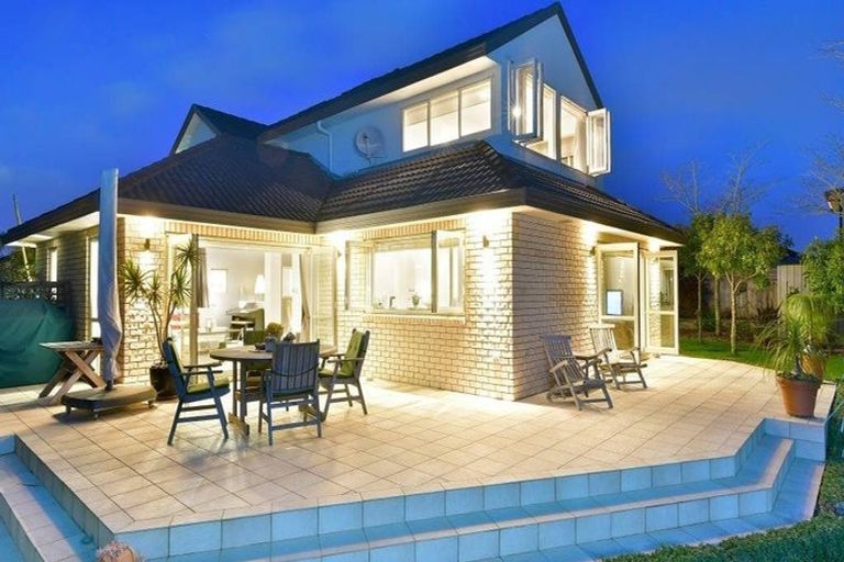 Photo of property in 28 English Oak Drive, Schnapper Rock, Auckland, 0632