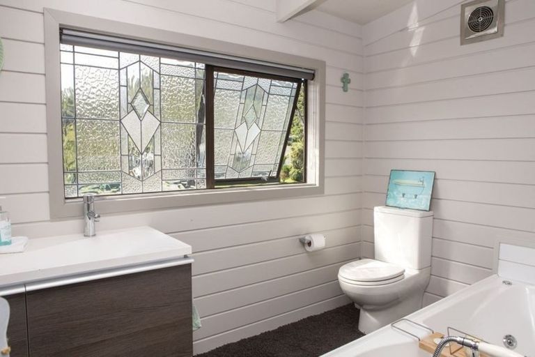 Photo of property in 112 Main Road South, Karoro, Greymouth, 7805