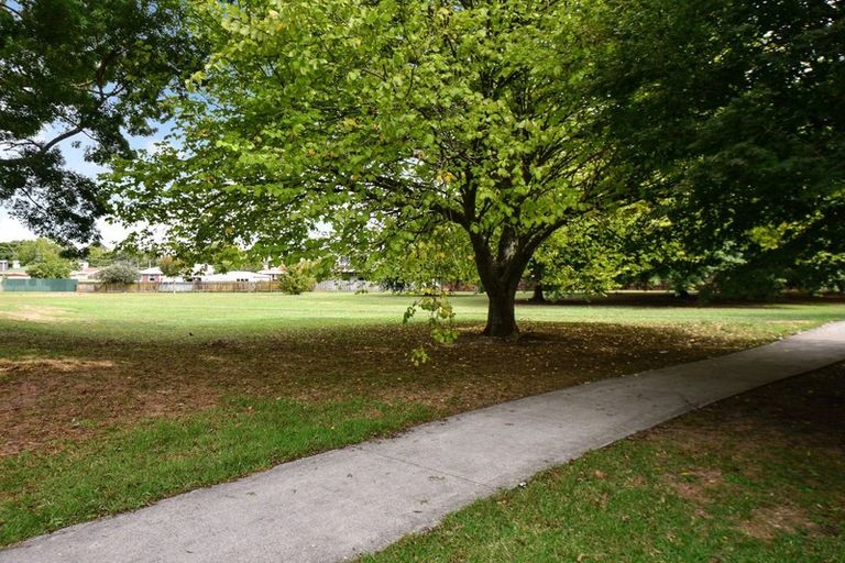 Photo of property in 6/13 May Street, Hamilton East, Hamilton, 3216