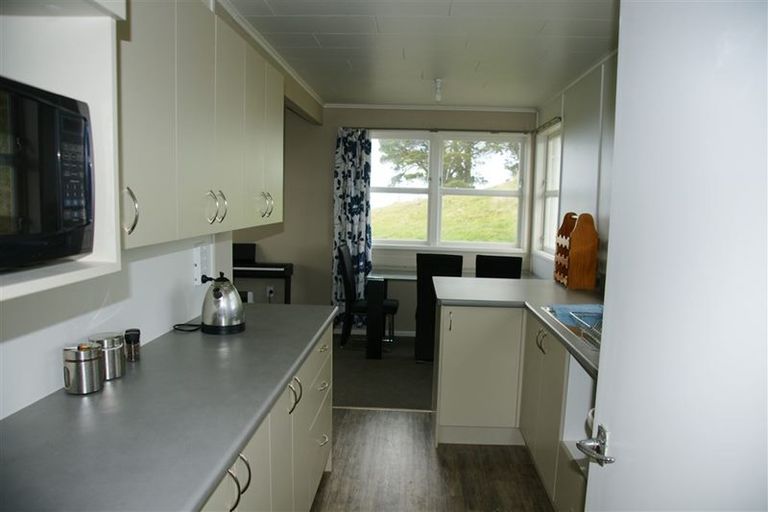 Photo of property in 640 Old Hill Road, Porangahau, 4291