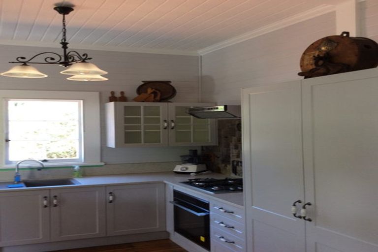 Photo of property in 3 Signal Stn Road, Pouto, Te Kopuru, 0391