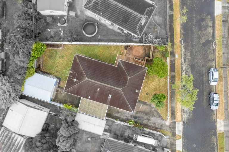 Photo of property in 42 Hartford Crescent, Totara Park, Upper Hutt, 5018