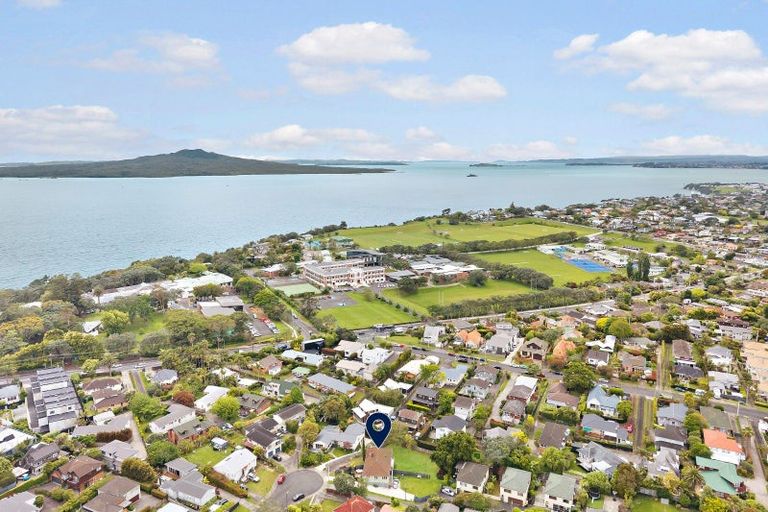 Photo of property in 5 Fifeshire Street, Belmont, Auckland, 0622
