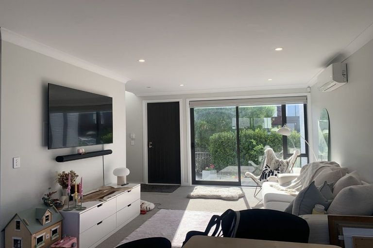Photo of property in 18 Propeller Avenue, Whenuapai, Auckland, 0618