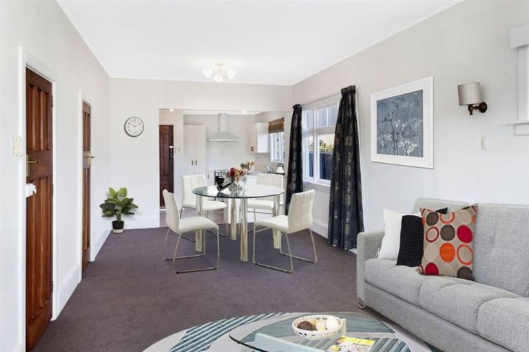 Photo of property in 24 Plynlimon Road, Fendalton, Christchurch, 8052