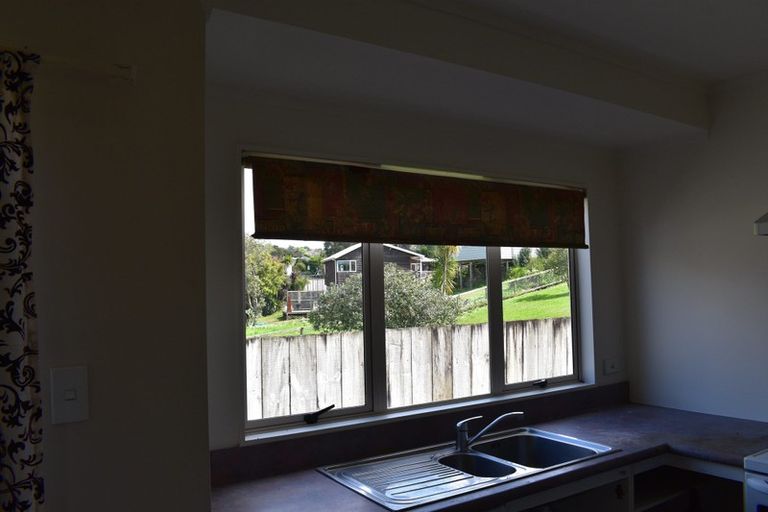 Photo of property in 9/43 Fruitvale Road, New Lynn, Auckland, 0600