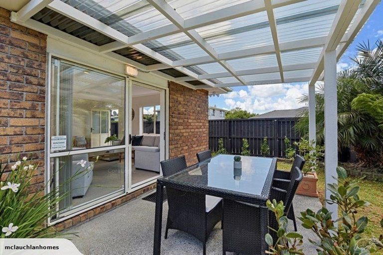 Photo of property in 18a Hall Avenue, Mangere, Auckland, 2022