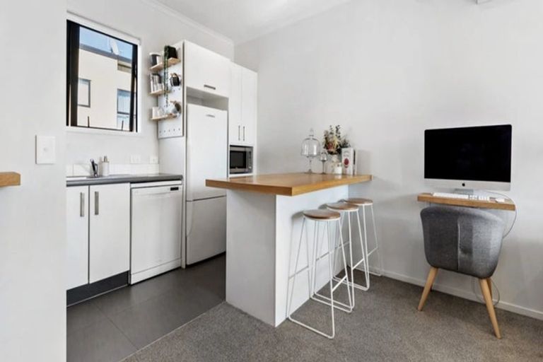 Photo of property in 13 Onekiritea Road, Hobsonville, Auckland, 0616