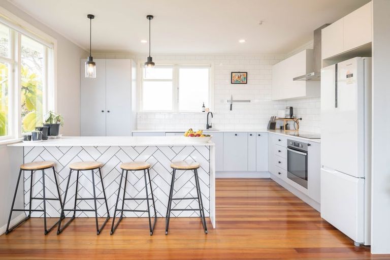 Photo of property in 110 Tireti Road, Titahi Bay, Porirua, 5022